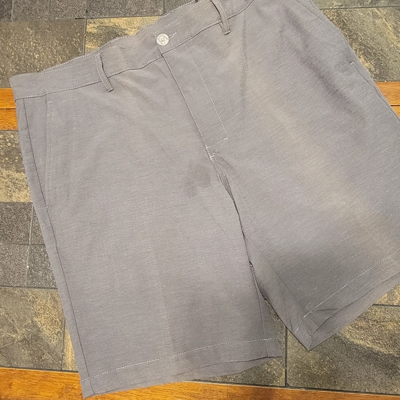 Callaway Golf shorts 36 Dk Gray HTR 4 Way Stretch Light Moisture Wicking $75 NWT - Picture 2 of 14